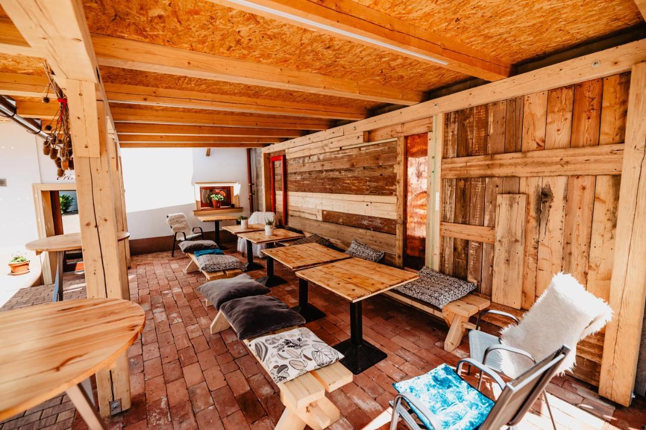 Penzion Lederer Dolní Dunajovice Exterior foto